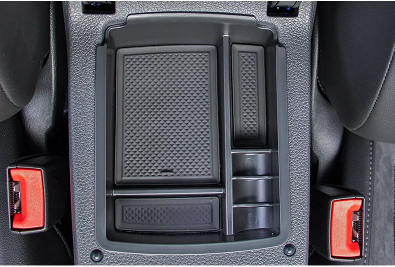 Merkezi-depolama-paleti-kol-dayama-konteyner-kutusu-VW-Golf-7-i-in-MK7-VII-2013-2014.jpg