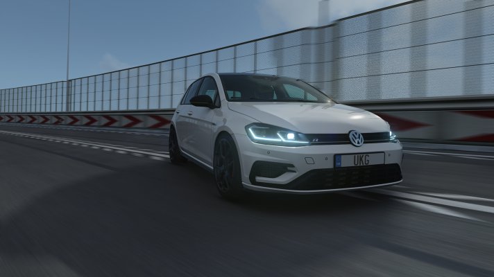 Screenshot_ukg_vw_golf_r_7_5_apr_shuto_revival_project_beta_10-0-125-16-9-12.jpg