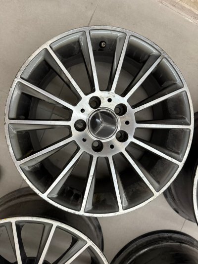 Amg-1.jpg