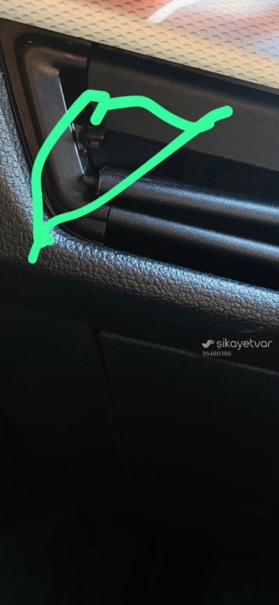 volkswagen-golf-8-havalandirma-izgarasi-kirildi-ve-garanti-kapsamina-alinmadi-2.jpg