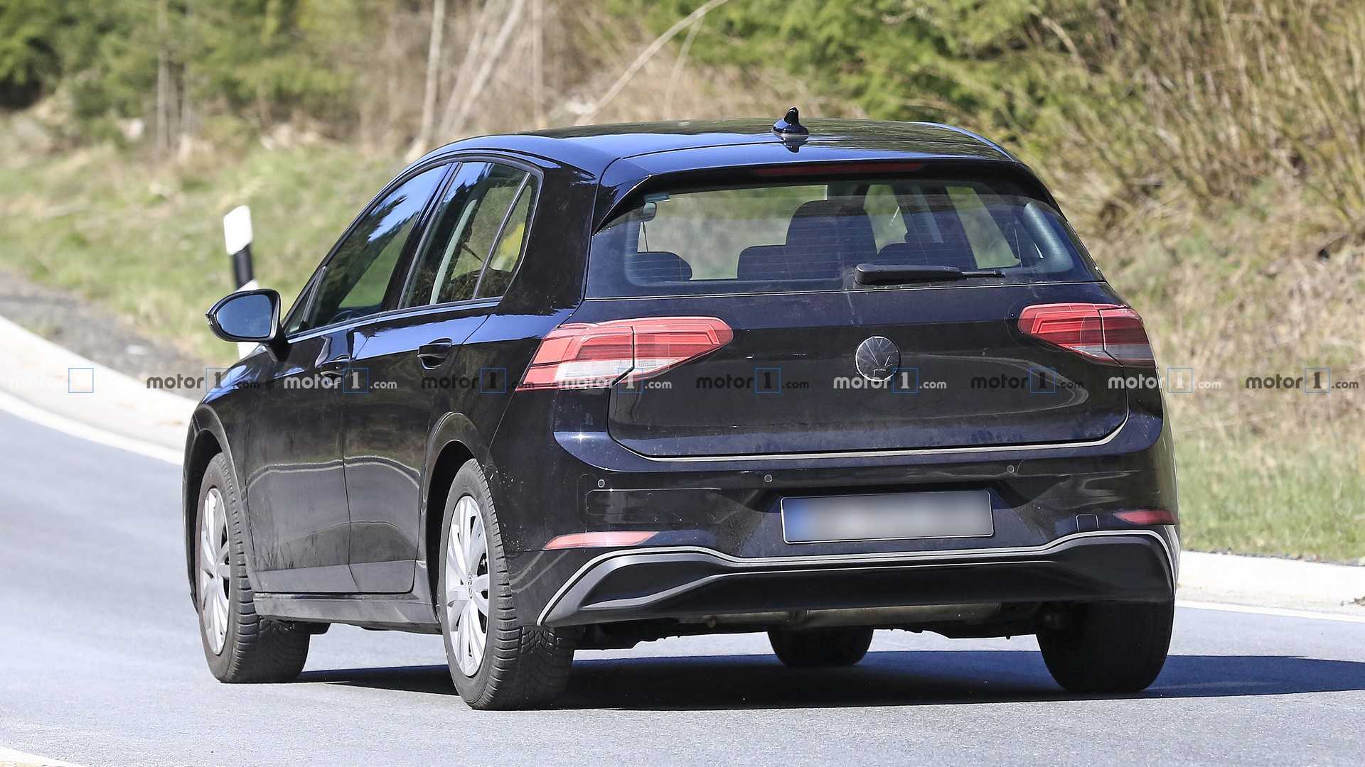 2020-vw-golf-spy-photo.jpg