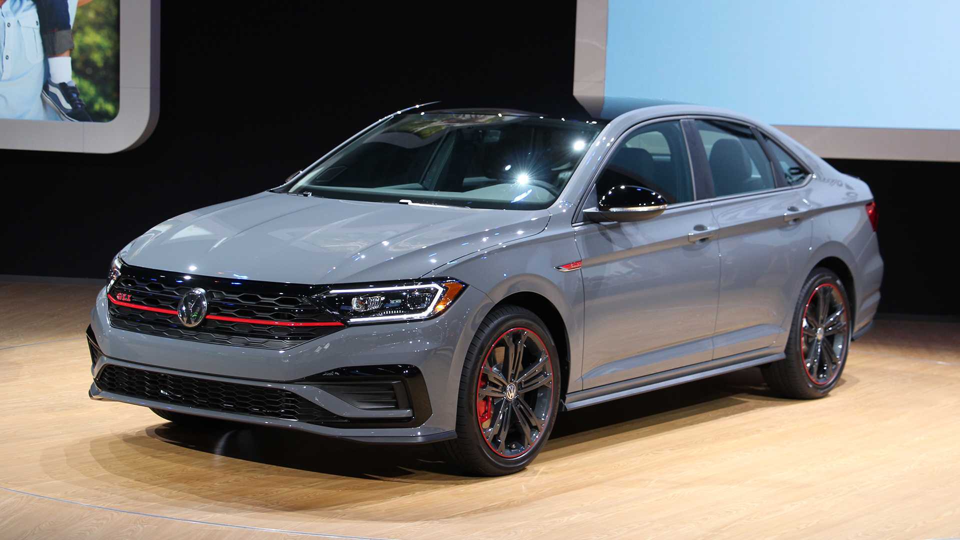 2019-volkswagen-jetta-gli-live.jpg