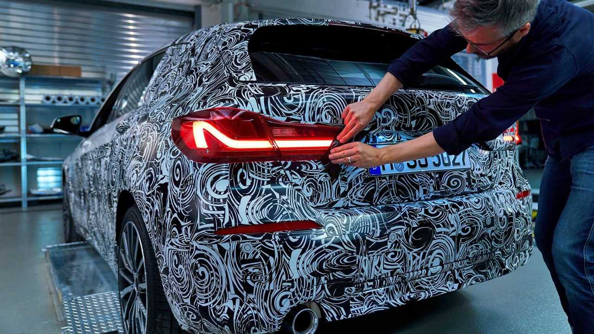 2020-bmw-1-series-new-teaser.jpg