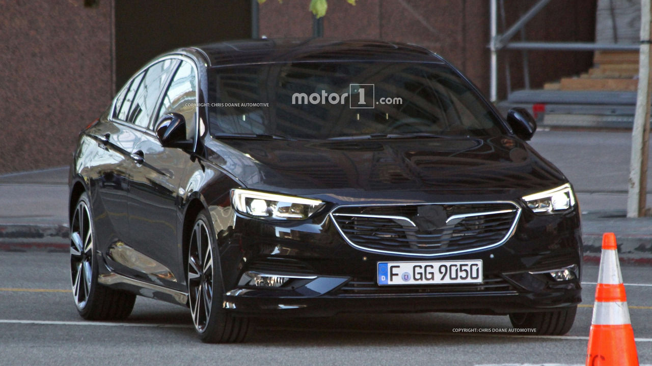 2017-opel-insignia-grand-sport-spy-photo.jpg