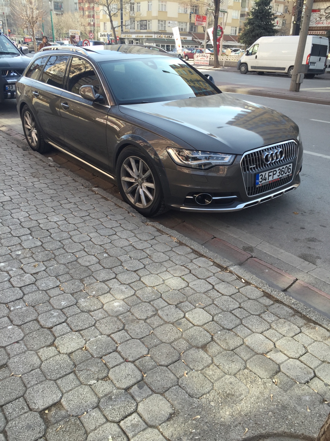 208d3673ad29cd5e5f4d044874bedba8.jpg