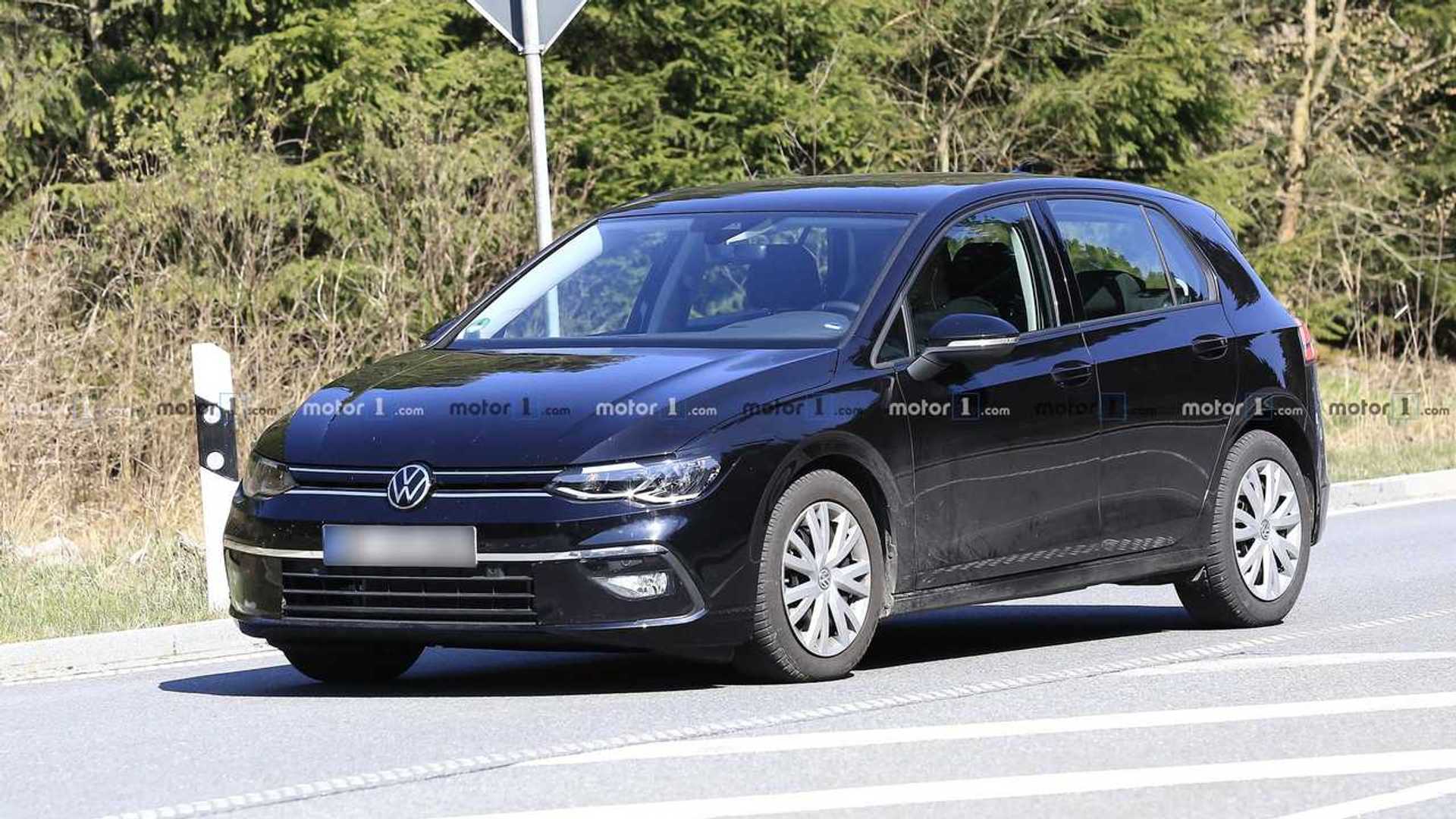 2020-vw-golf-spy-photo.jpg