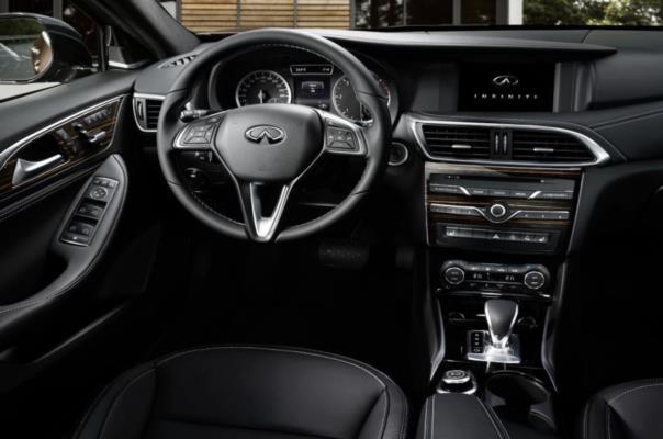 2571417928-infiniti-q30-ozel-resim-galerisi.jpg