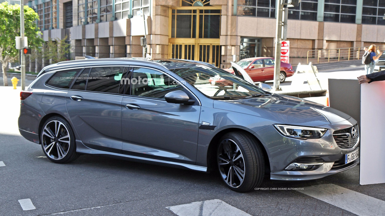 2017-opel-insignia-sports-tourer-spy-photo.jpg