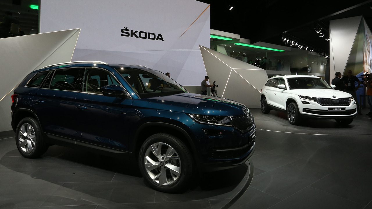 2017-skoda-kodiaq-paris-motor-show.jpg