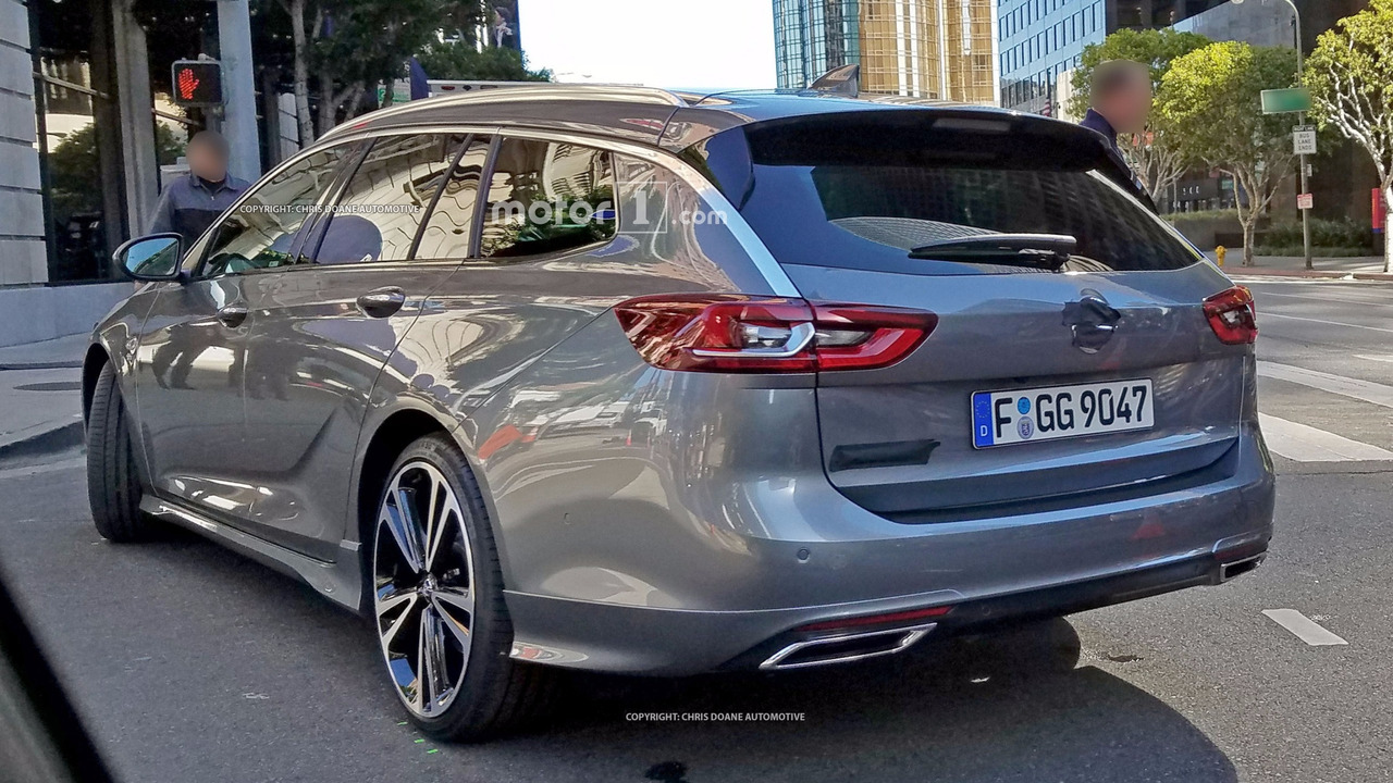 2017-opel-insignia-sports-tourer-spy-photo.jpg