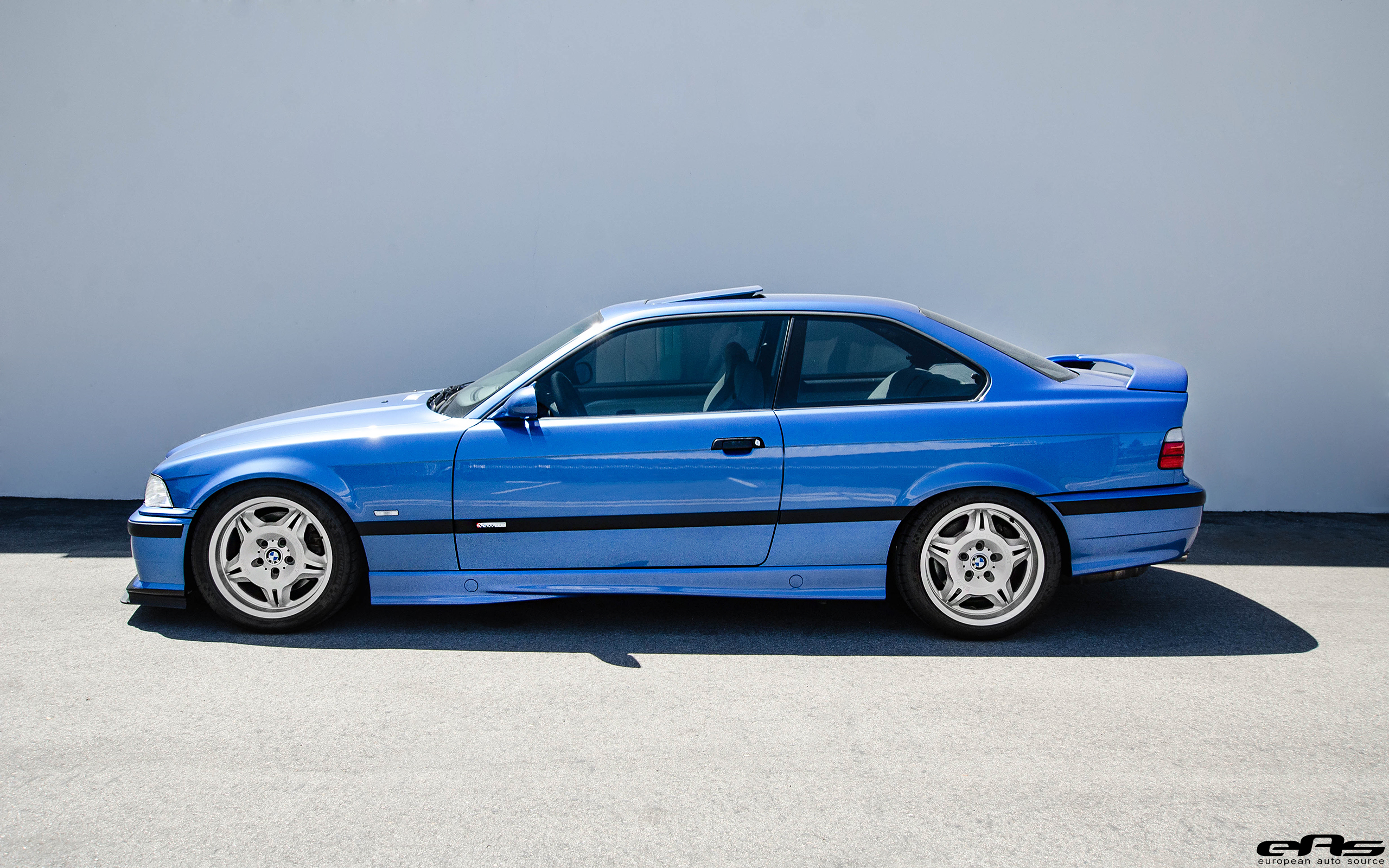 Estoril-Blue-E36-BMW-M3-by-EAS-12.jpg