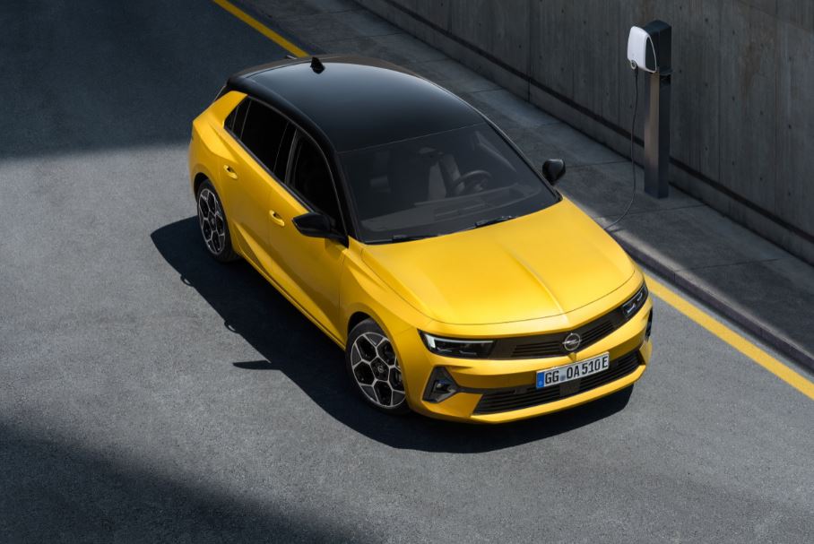 yeni-2022-opel-astra-tanitildi-iste-tasarimi-ve-ozellikleri-6842-23.jpg